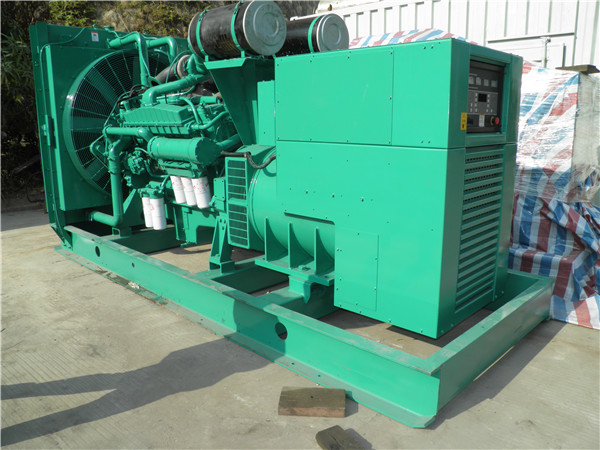 赤坎发电车出租-柴油发电机组在使用的过程中应该做好哪些防护工作