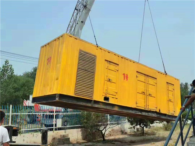 赤坎300KW柴油发电机组油耗是多少？