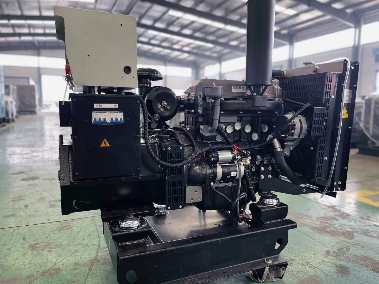 赤坎如何降低电感性负载对发电机的影响？