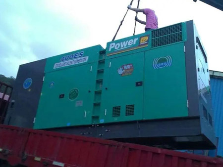 赤坎柴油发电机组转速不稳定时，如何对发动机进行维护？