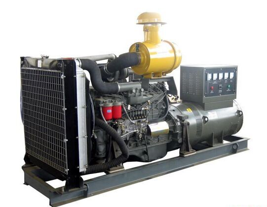 赤坎汽油发电机组冬季保养时，燃油系统需要注意什么？